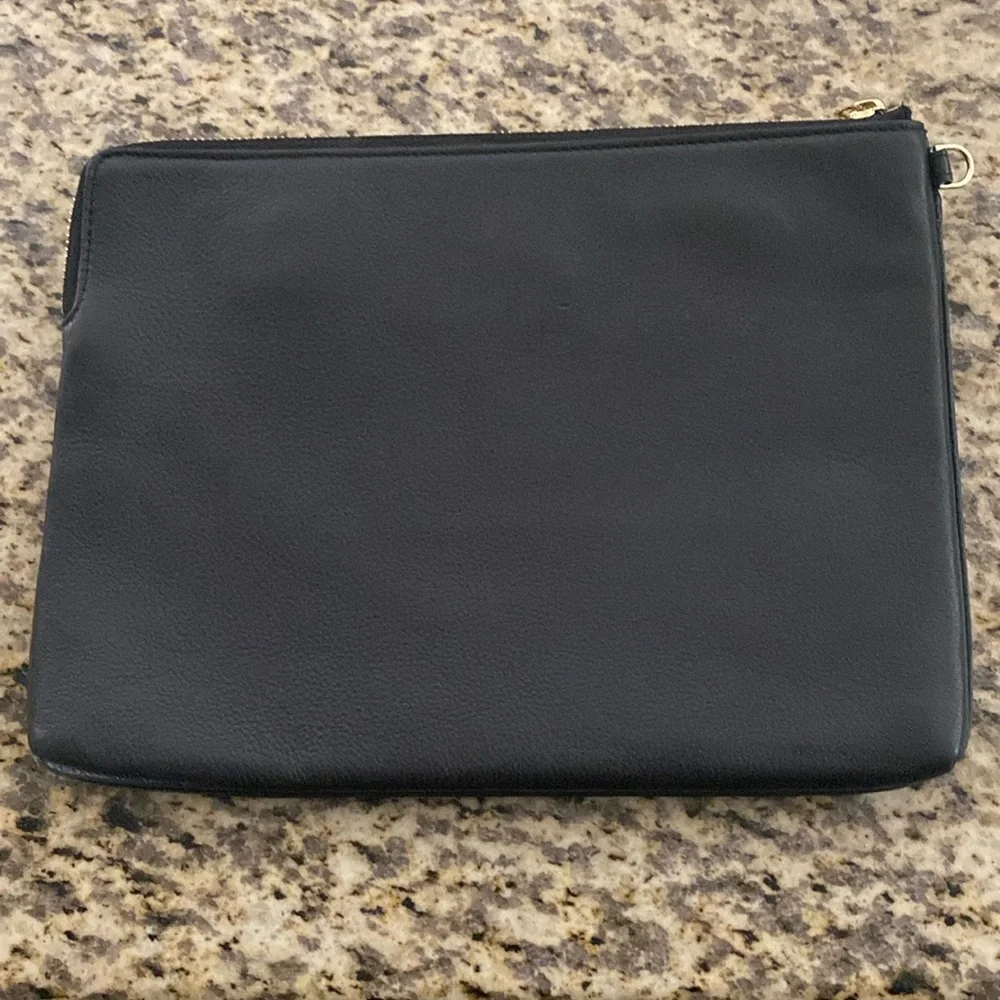 Tori Burch Clutch Bag - Picture 3 of 8